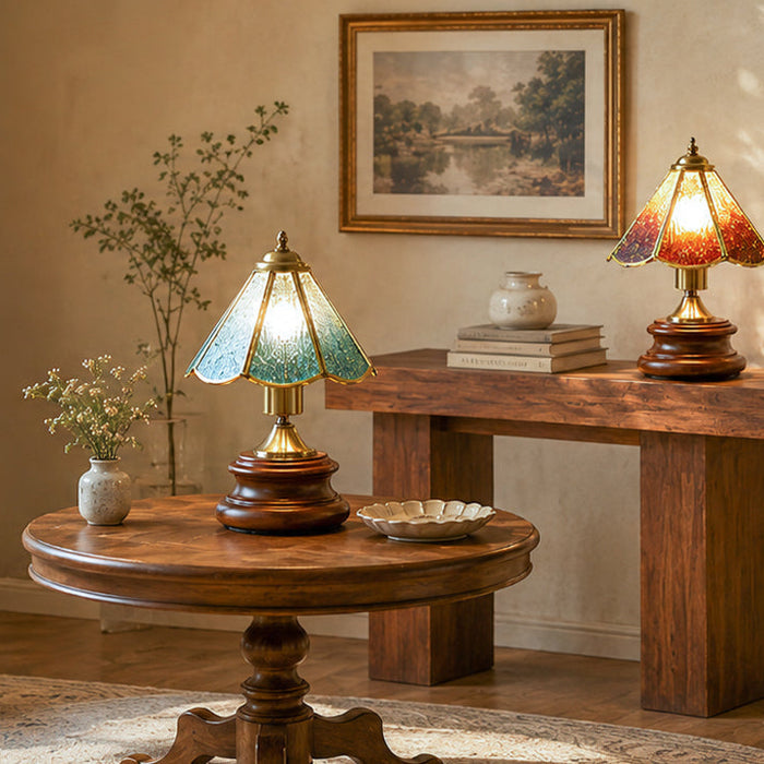 5 Butterfly & Stained Glass Lamps for a Cozy Vintage Home