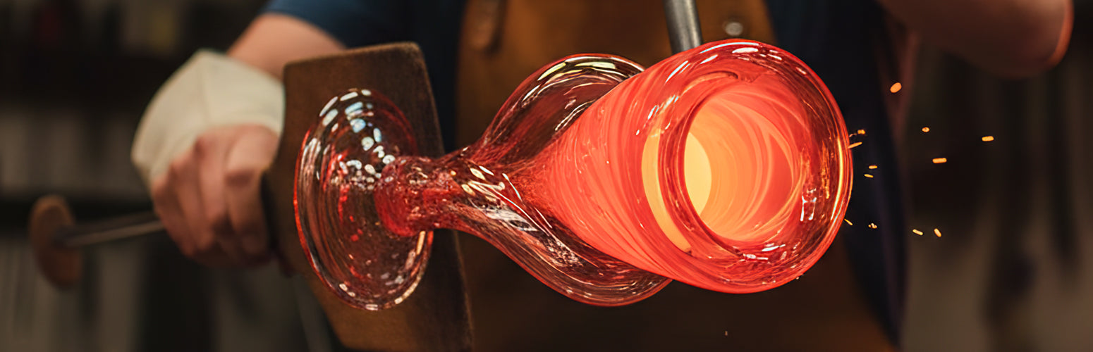 Wow! A Superstar of Light and Shadow: In-Depth Analysis of Glass Lamps