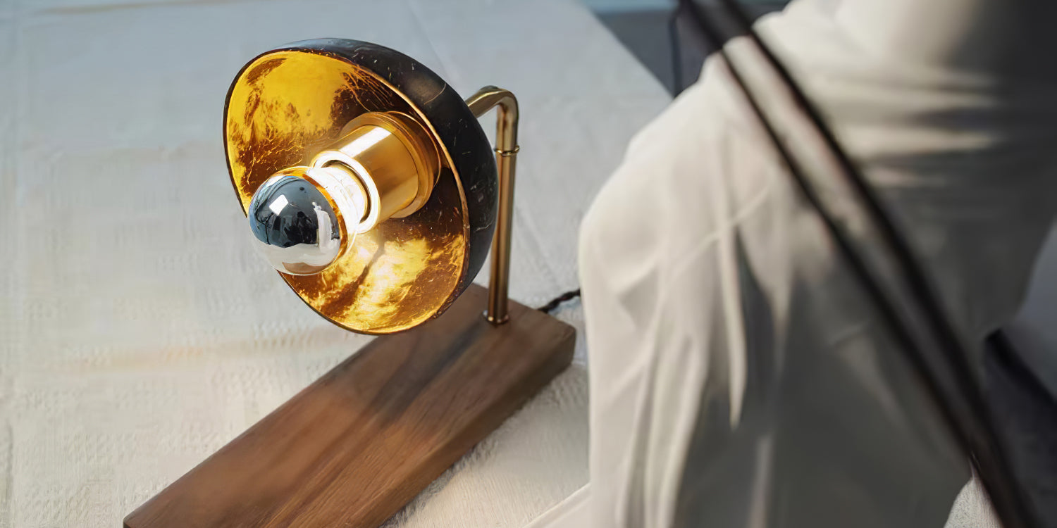6 Must-Have Retro Small Table Lamps With Tray Bases
