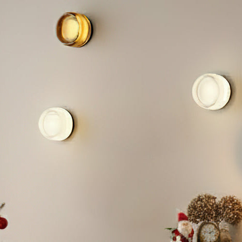 Style Guide: Which Wall Lamp Best Reflects Your Home's Personality?