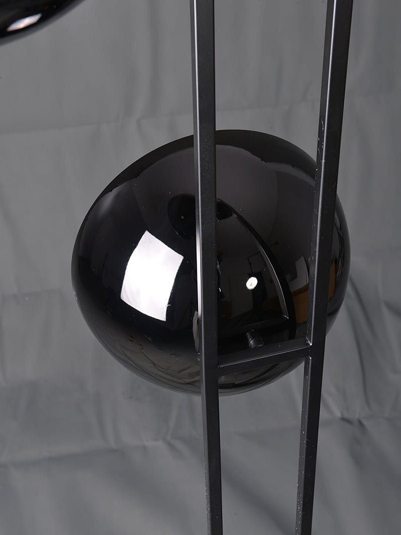 O3 Floor Lamp 11.4"