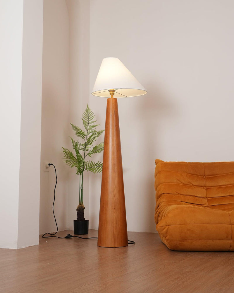 Alvin Floor Lamp 17.7"
