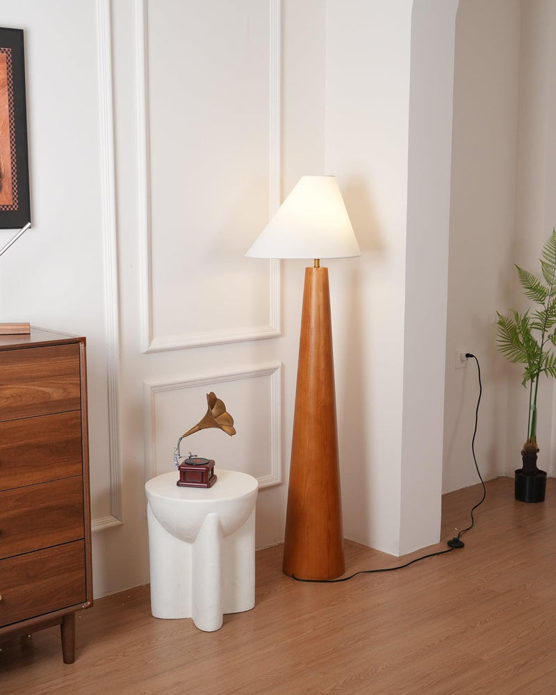 Alvin Floor Lamp 17.7"