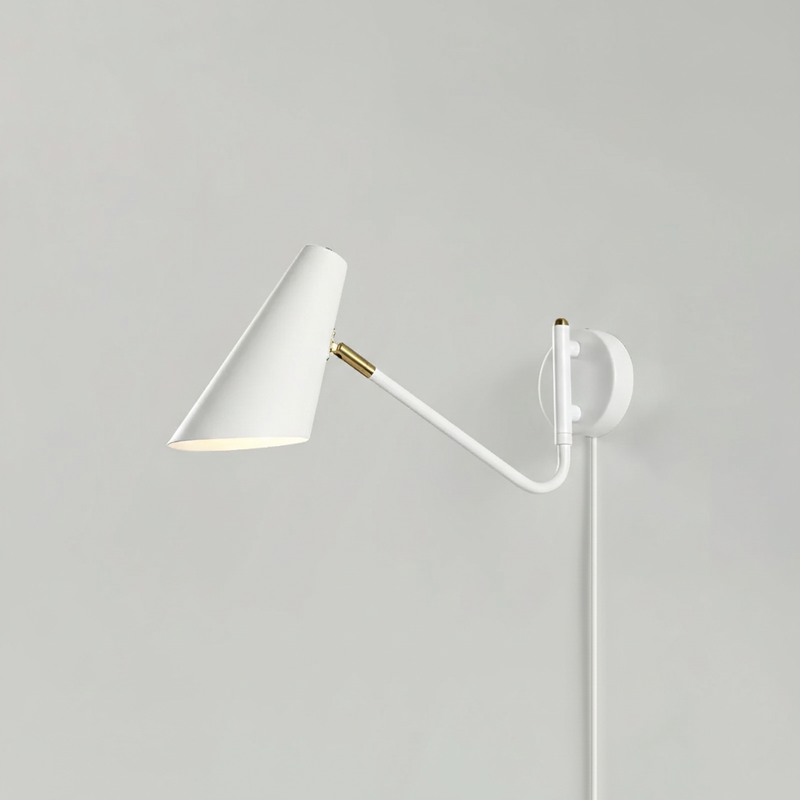 Apex Plug-in Wall Lamp 16.5"