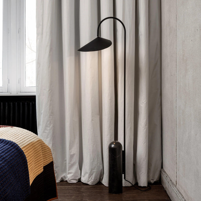 Arum Floor Lamp 16.9"