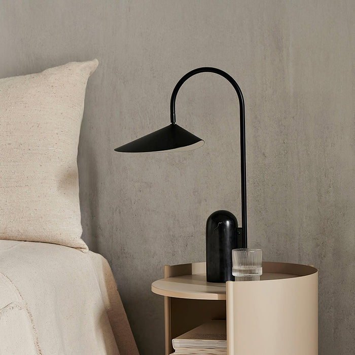 Arum Table Lamp 15"