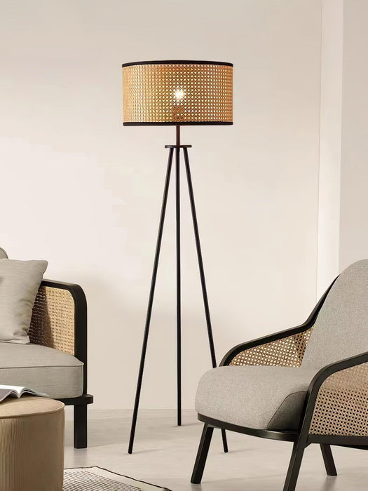 Aubrey Floor Lamp 16.5"