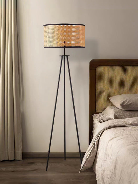 Aubrey Floor Lamp 16.5"