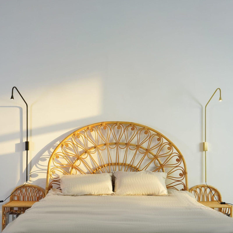 Svarna Wall Lamp 17.7″