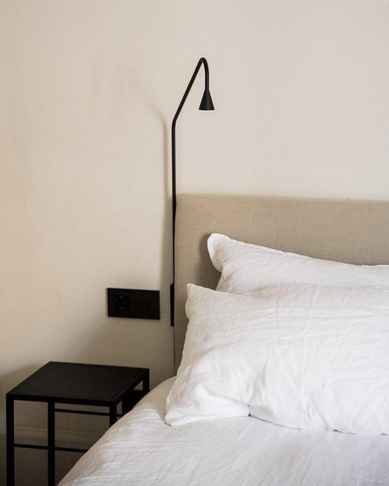 Svarna Wall Lamp 17.7″