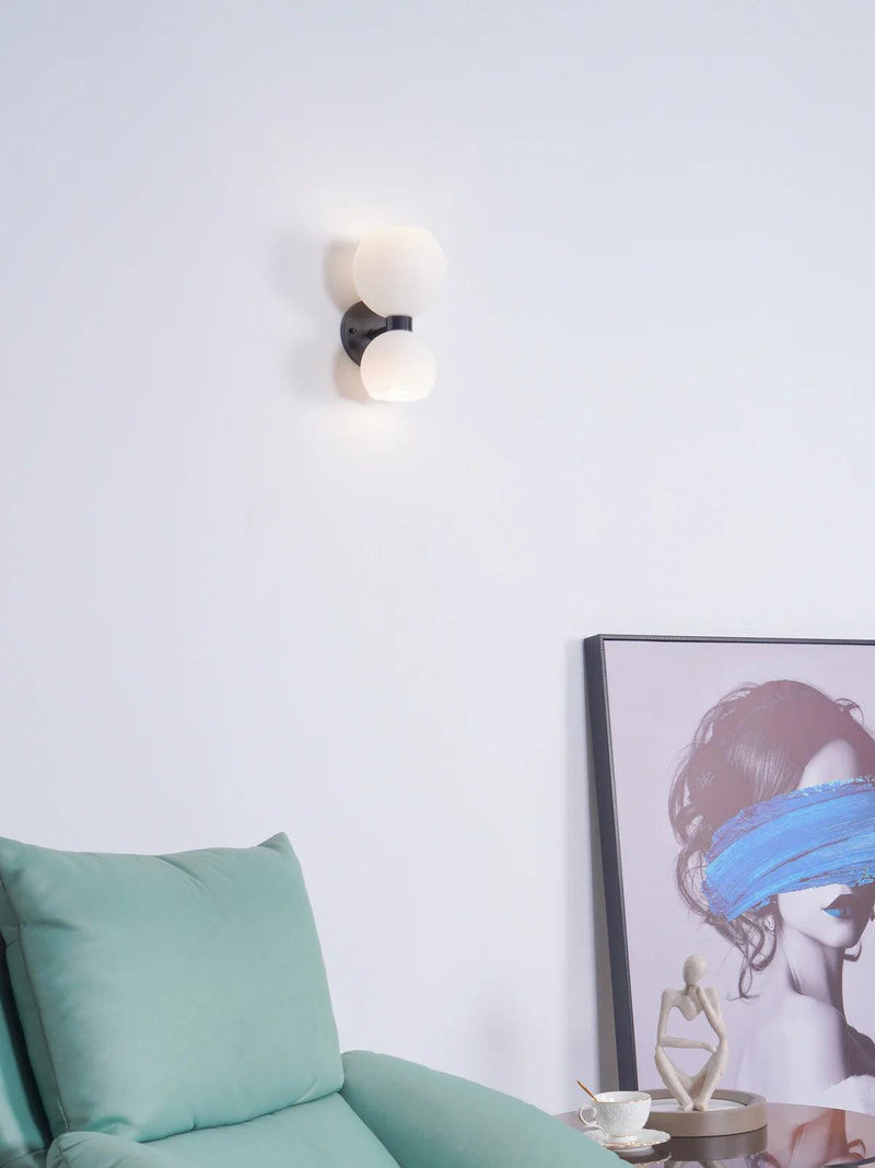 Round Pearl Sconce 5.9"