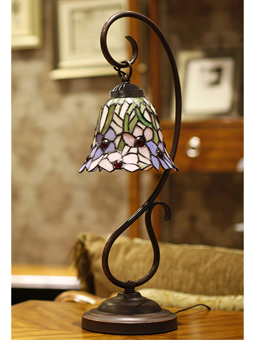 Cal Lighting Cotulla Tiffany Table Lamp 9.8"