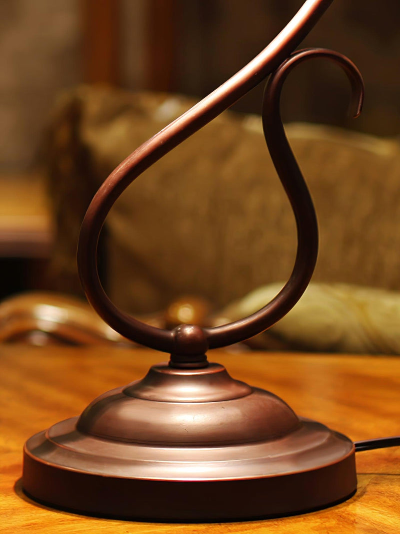 Cal Lighting Cotulla Tiffany Table Lamp 9.8"