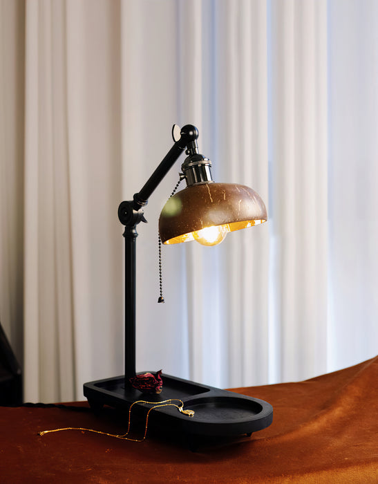 Lampe de table Christian Dell 5,1"