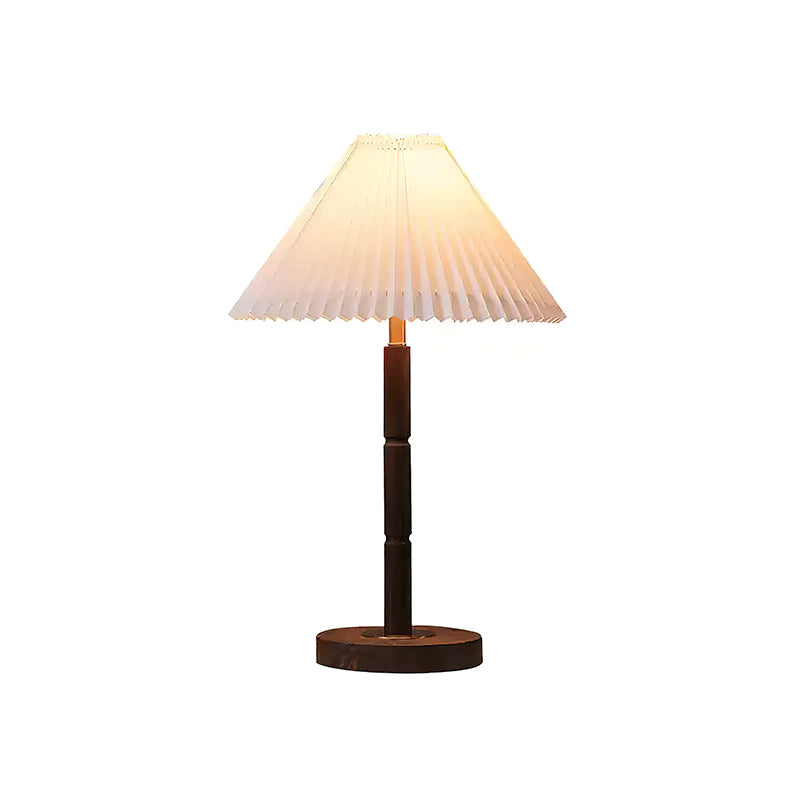 Cone Pleated Table Lamp