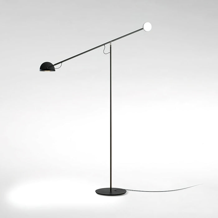 Copérnica P Floor Lamp 51.2"