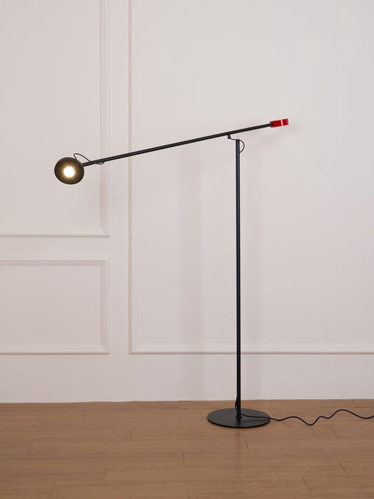 Copernica P Floor lamp 51.2"