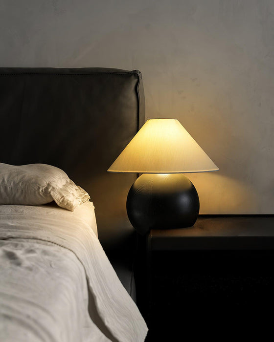 Corner Log Table Lamp 13.8"