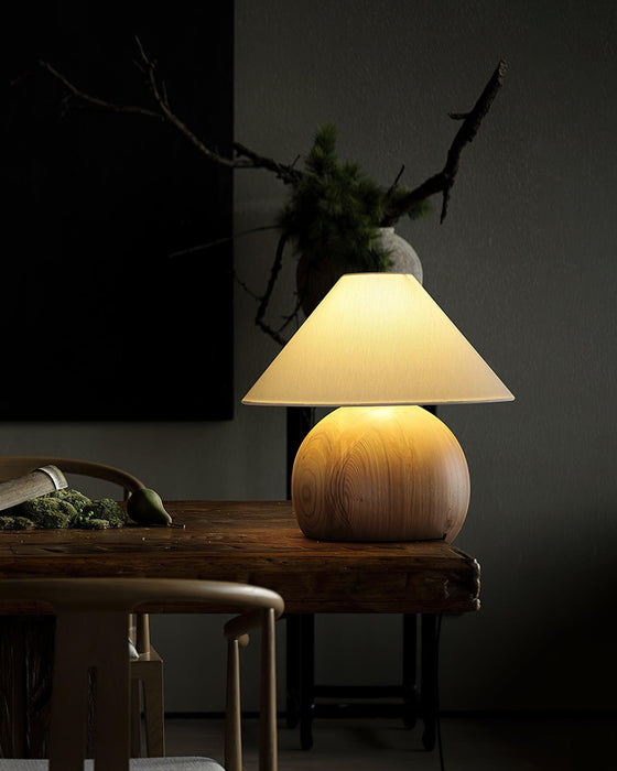 Corner Log Table Lamp 13.8"