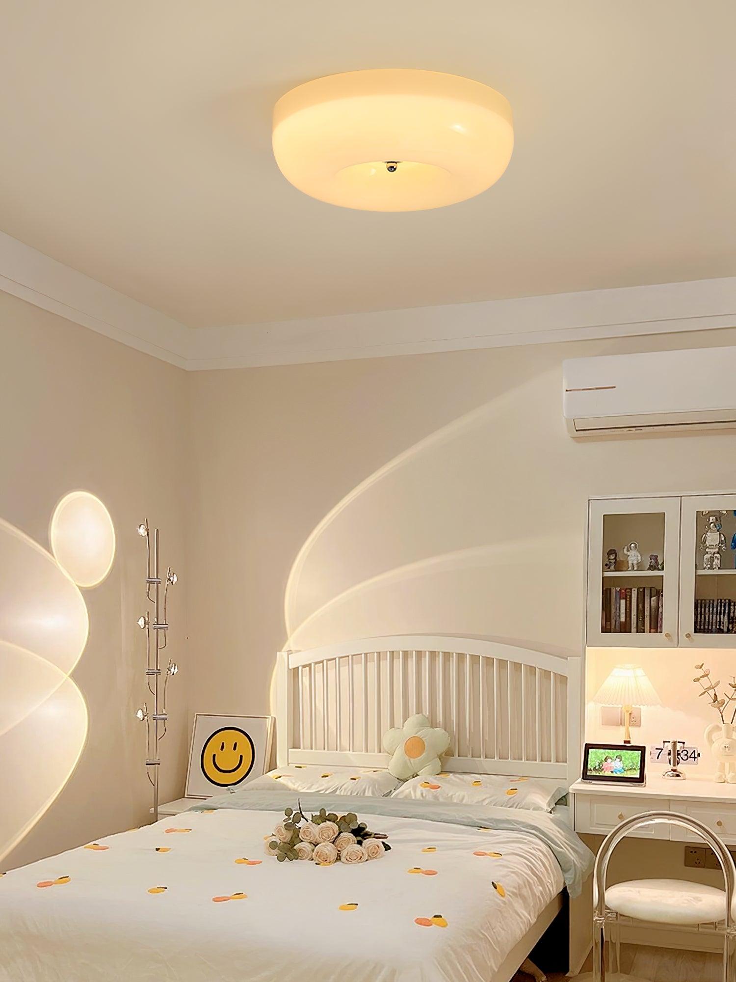 Cream Pudding Ceiling Lamp — Mooiehome