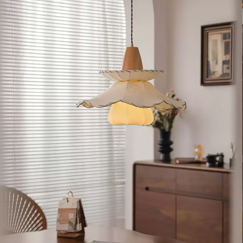 Daisy Charm Pendant Light 17.7"