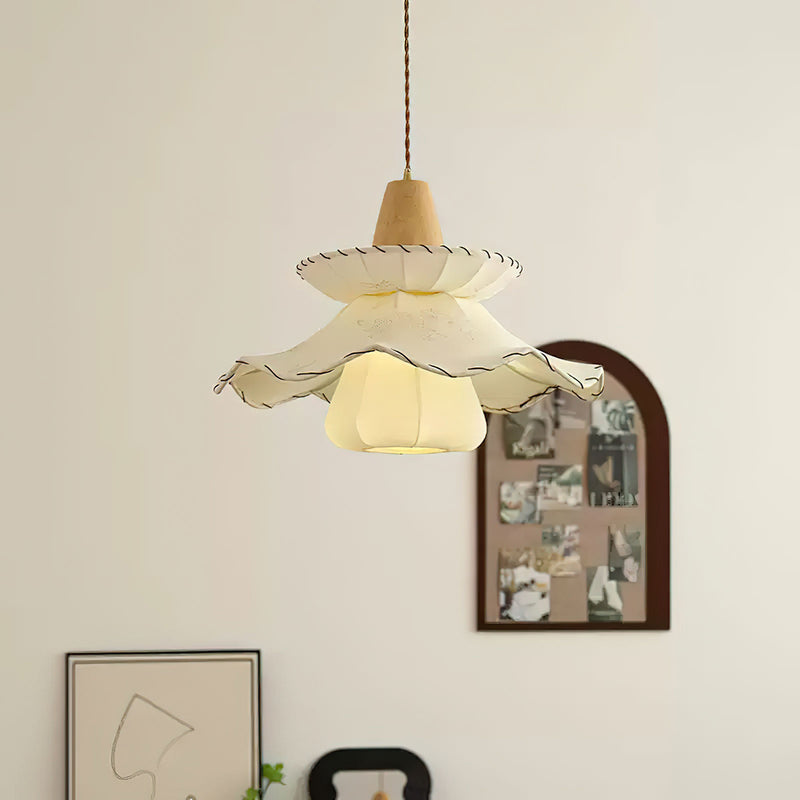 Daisy Charm Pendant Light 17.7"