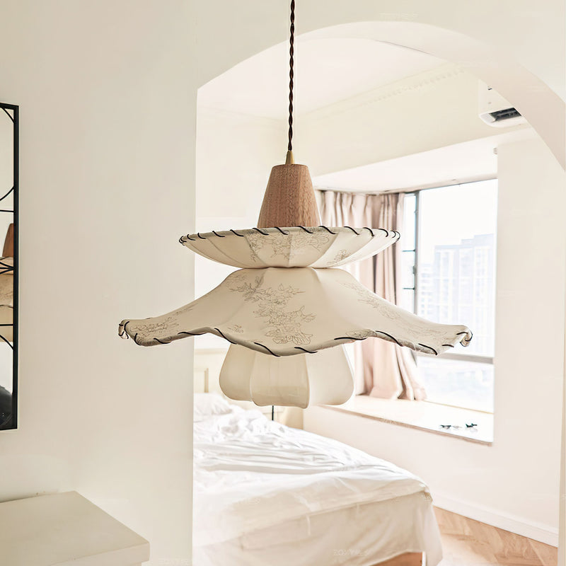 Daisy Charm Pendant Light 17.7"