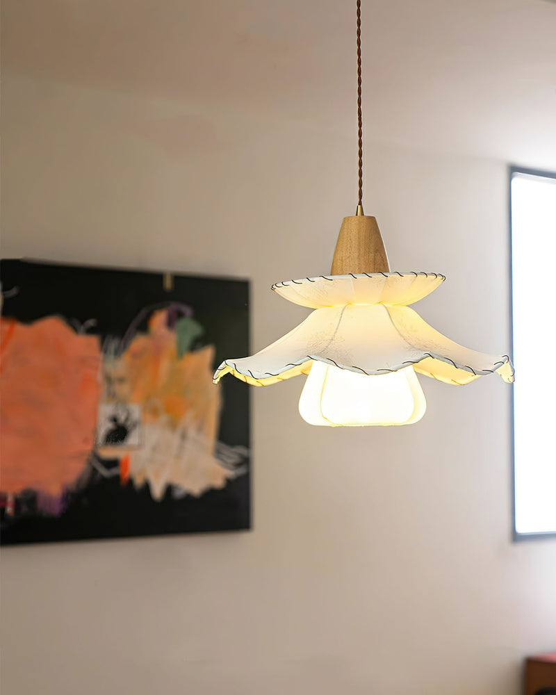 Daisy Charm Pendant Light 17.7"