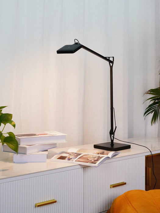 Edge Table Lamp 22.8"