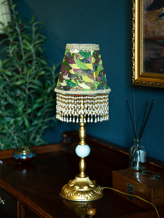 Lampe de table édouardienne avec abat-jour perlé appliqué 7,1"