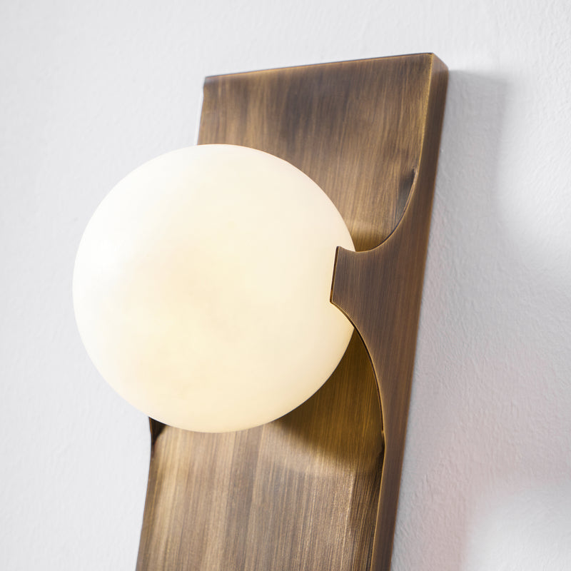 Ember Line Wall Lamp