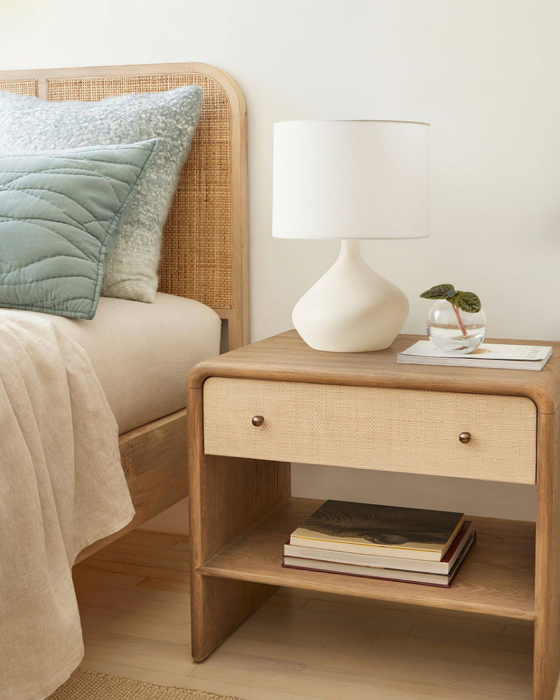 Ember Vase Table Lamp