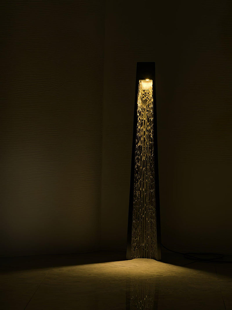 Estela Floor Lamp 7.1"