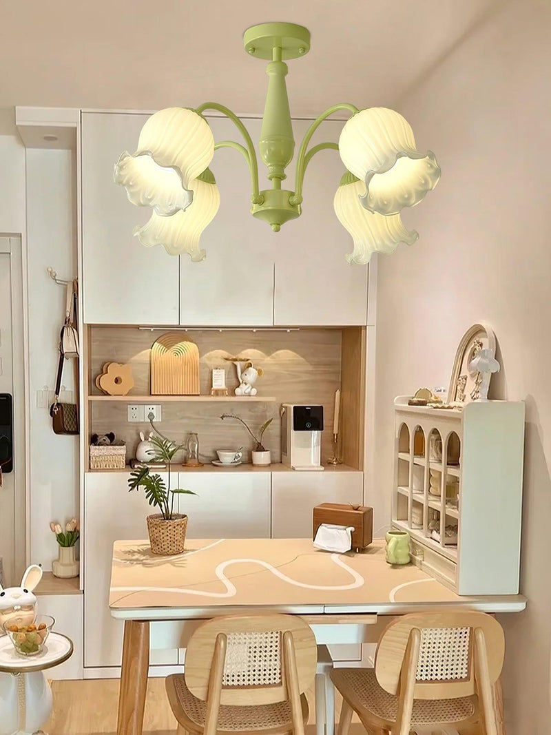 Fantasy Lily Chandelier