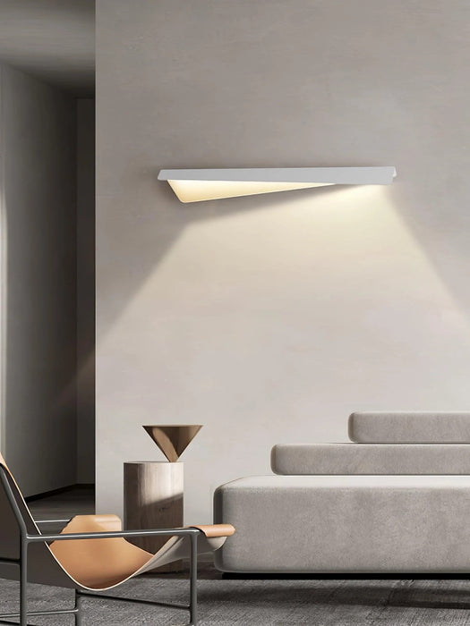 Folding Line Wall Lamp