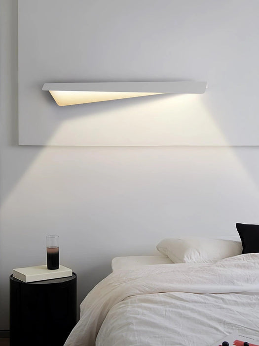 Folding Line Wall Lamp