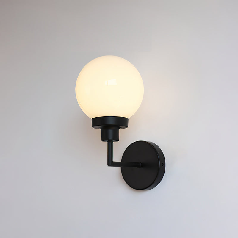 Hanson Wall Lamp