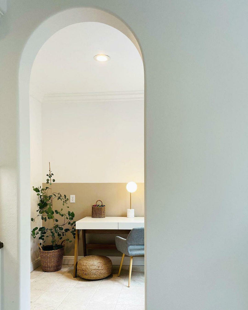 Harper Globe Table Lamp 8.7"