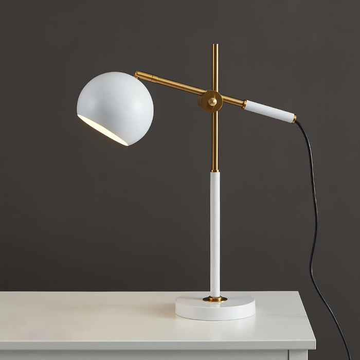 Isaac Table Lamp 17.3"