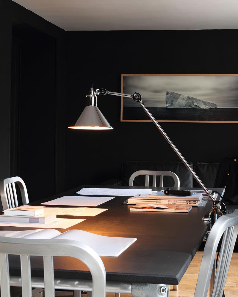 Versa Glide G201 Clip-on Table Lamp 8.3″