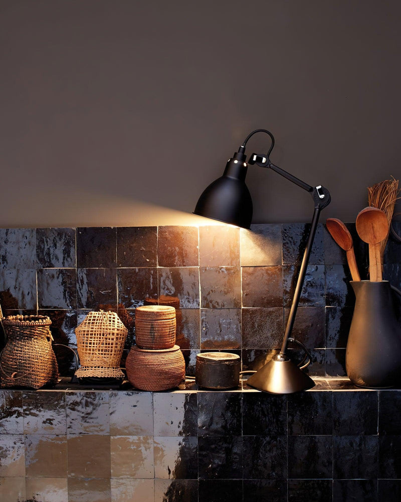 Versa Glide G205 Table Lamp 6.5″