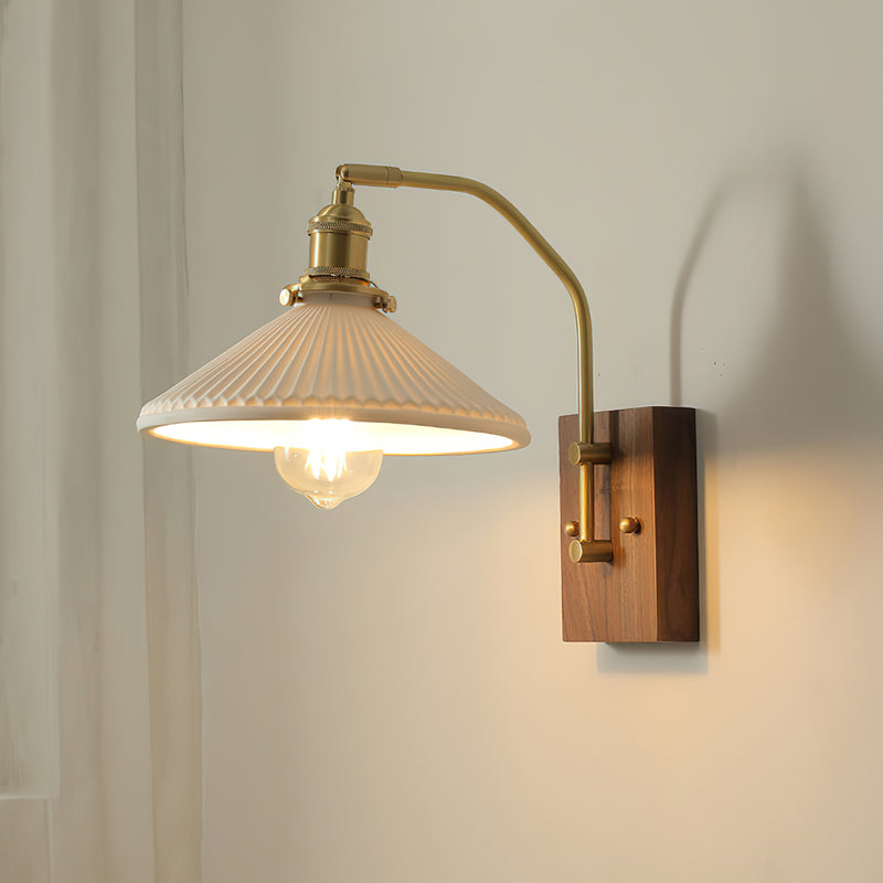Laura Wall Lamp