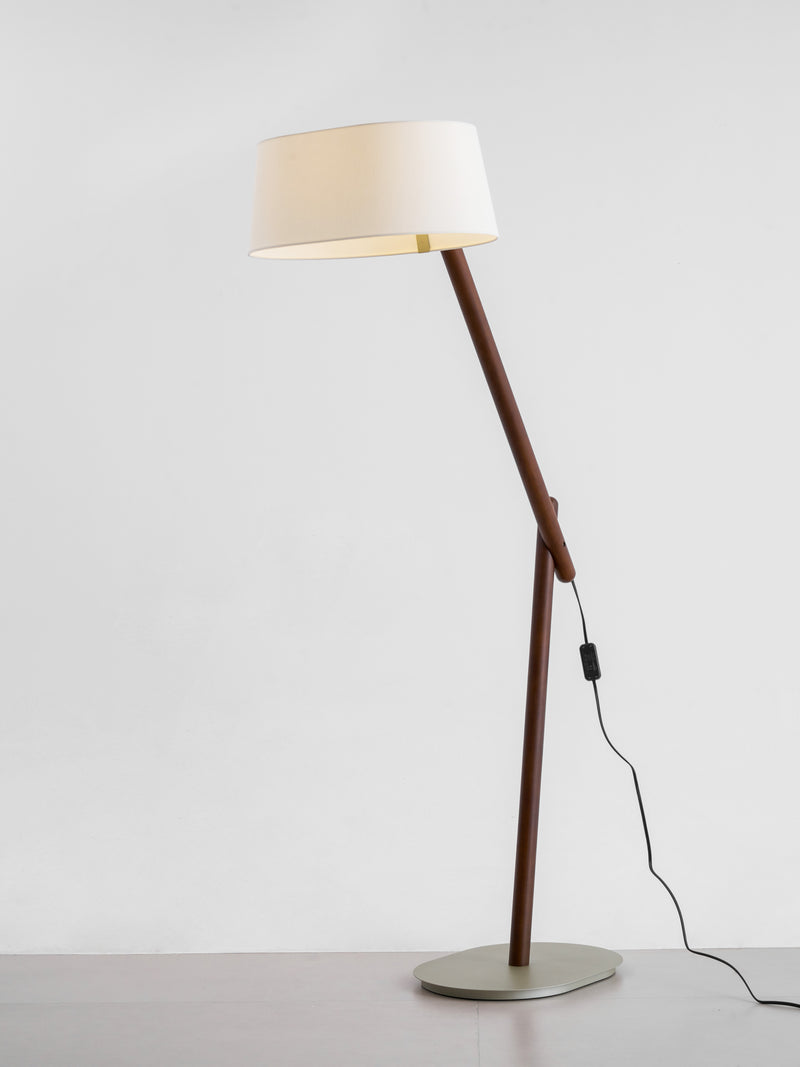 Lean Pivot Floor Lamp 18.9"