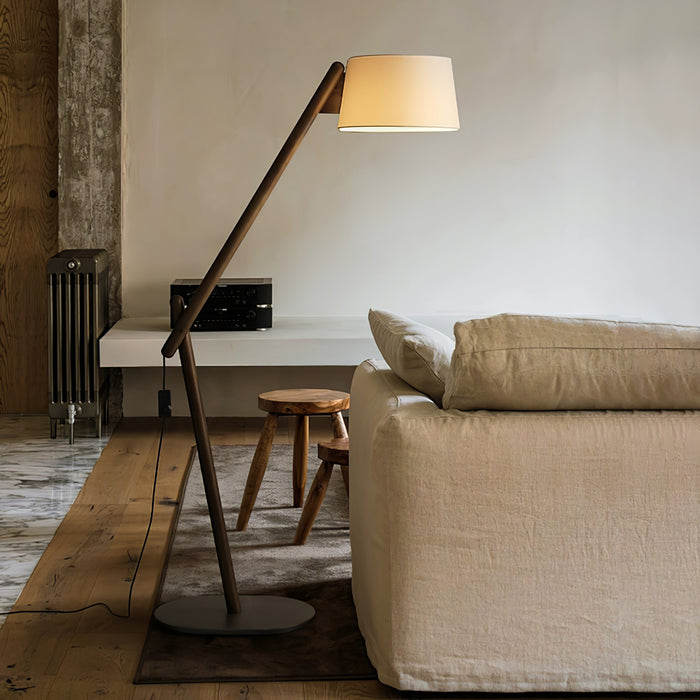 Lean Pivot Floor Lamp 18.9"