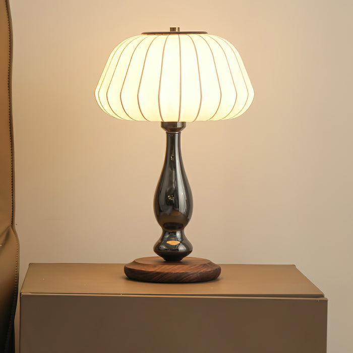 Luxe Blossom Table Lamp