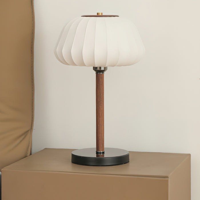 Luxe Blossom Table Lamp