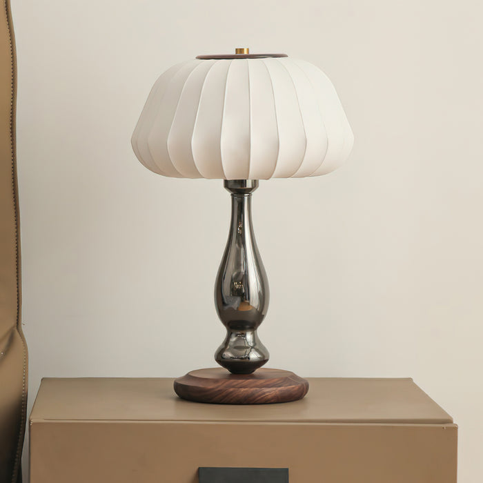 Luxe Blossom Table Lamp