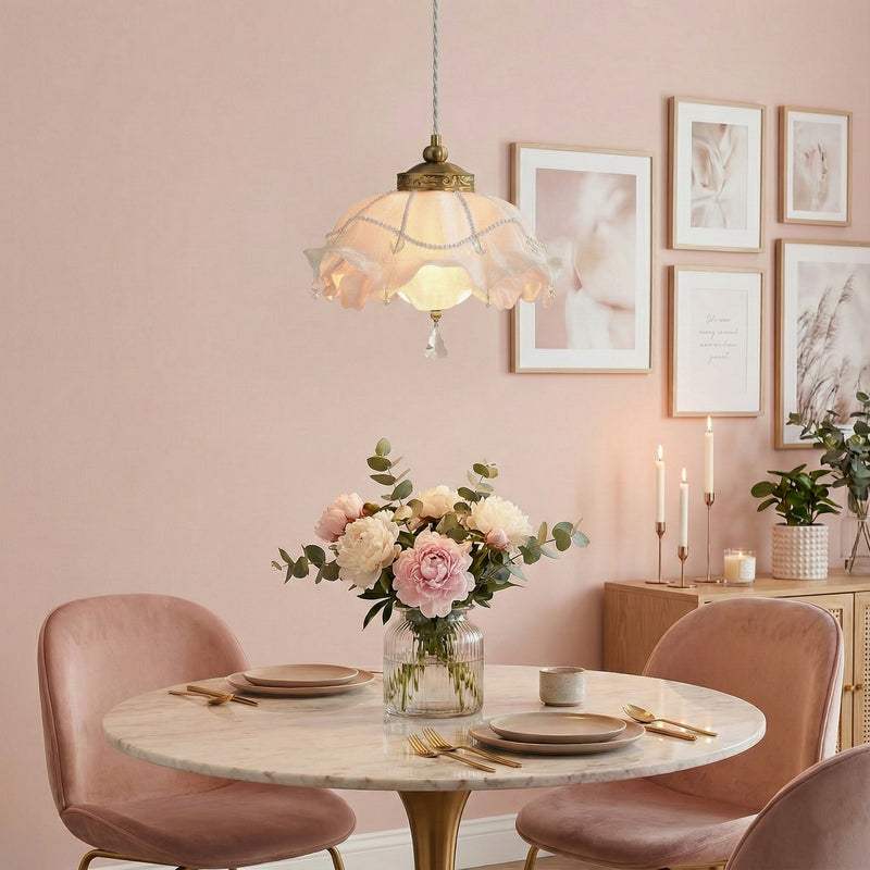 Menolana Pendant Light