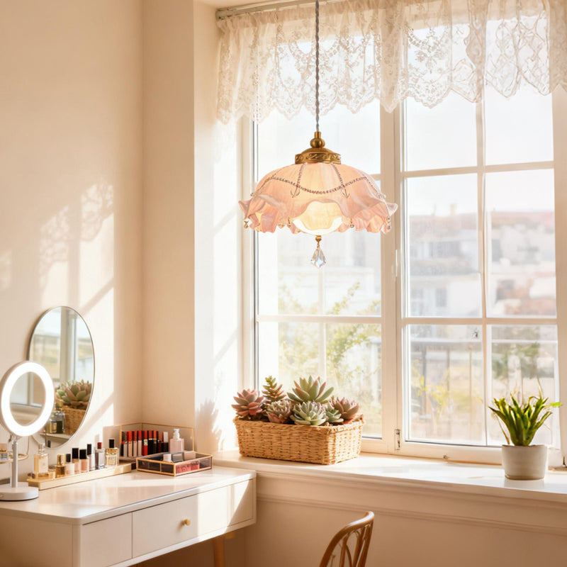 Menolana Pendant Light