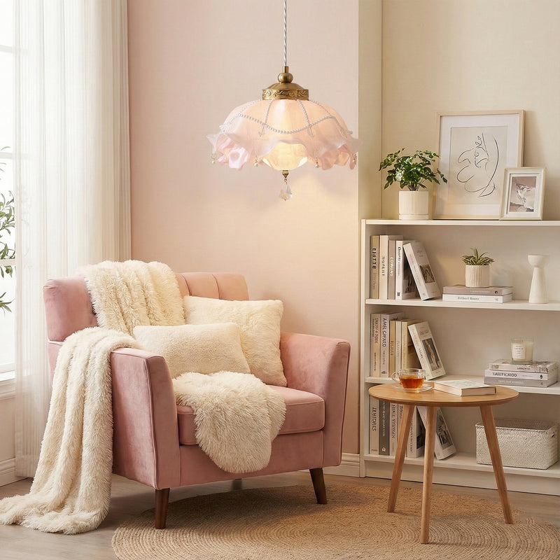 Menolana Pendant Light